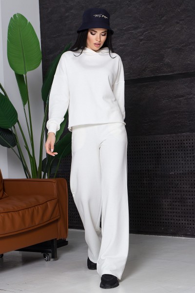 Костюм Прюс